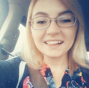 Meet your Posher, Hailey